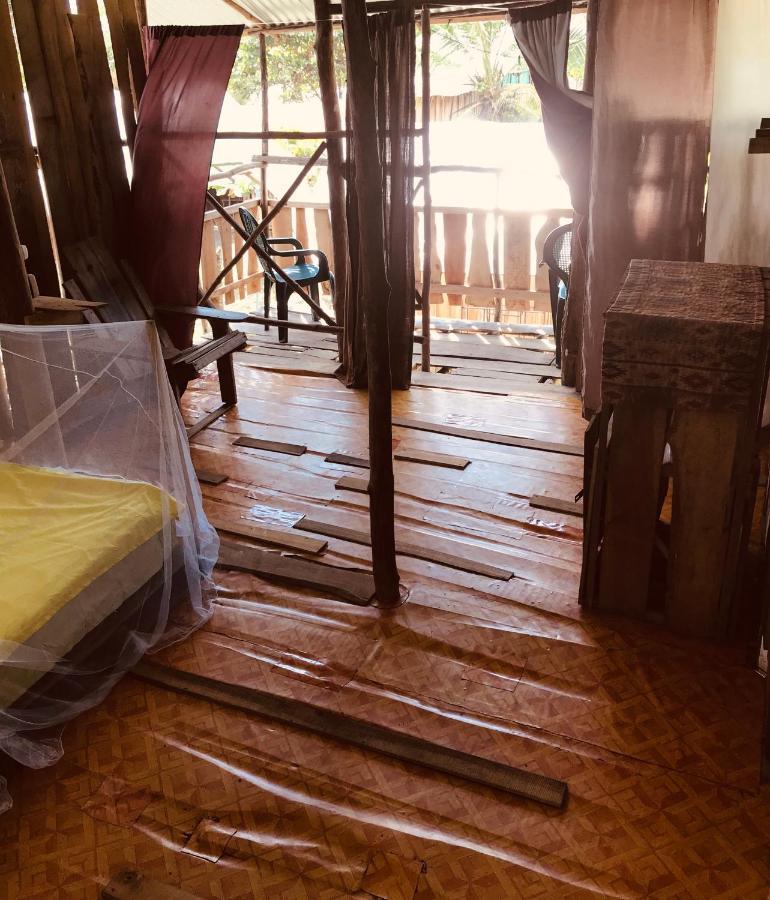 Miguel Surf Camp Hotel Quepos Ngoại thất bức ảnh